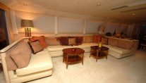CHRISTINE -   Salon Seating